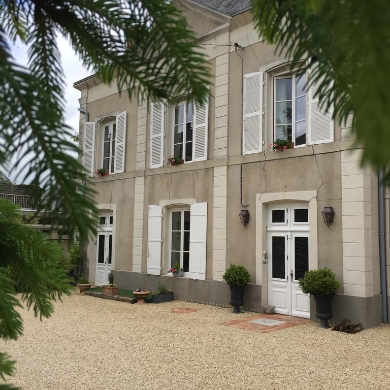 Villa Des Glycines Thouars Bagian luar foto